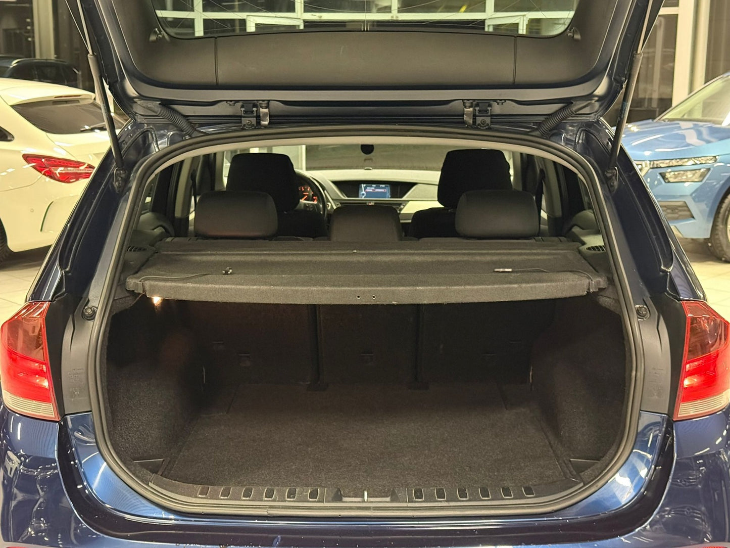 BMW X1 S-Drive 18i 2012