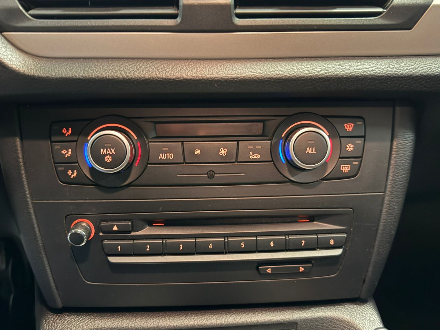 BMW X1 S-Drive 18i 2012