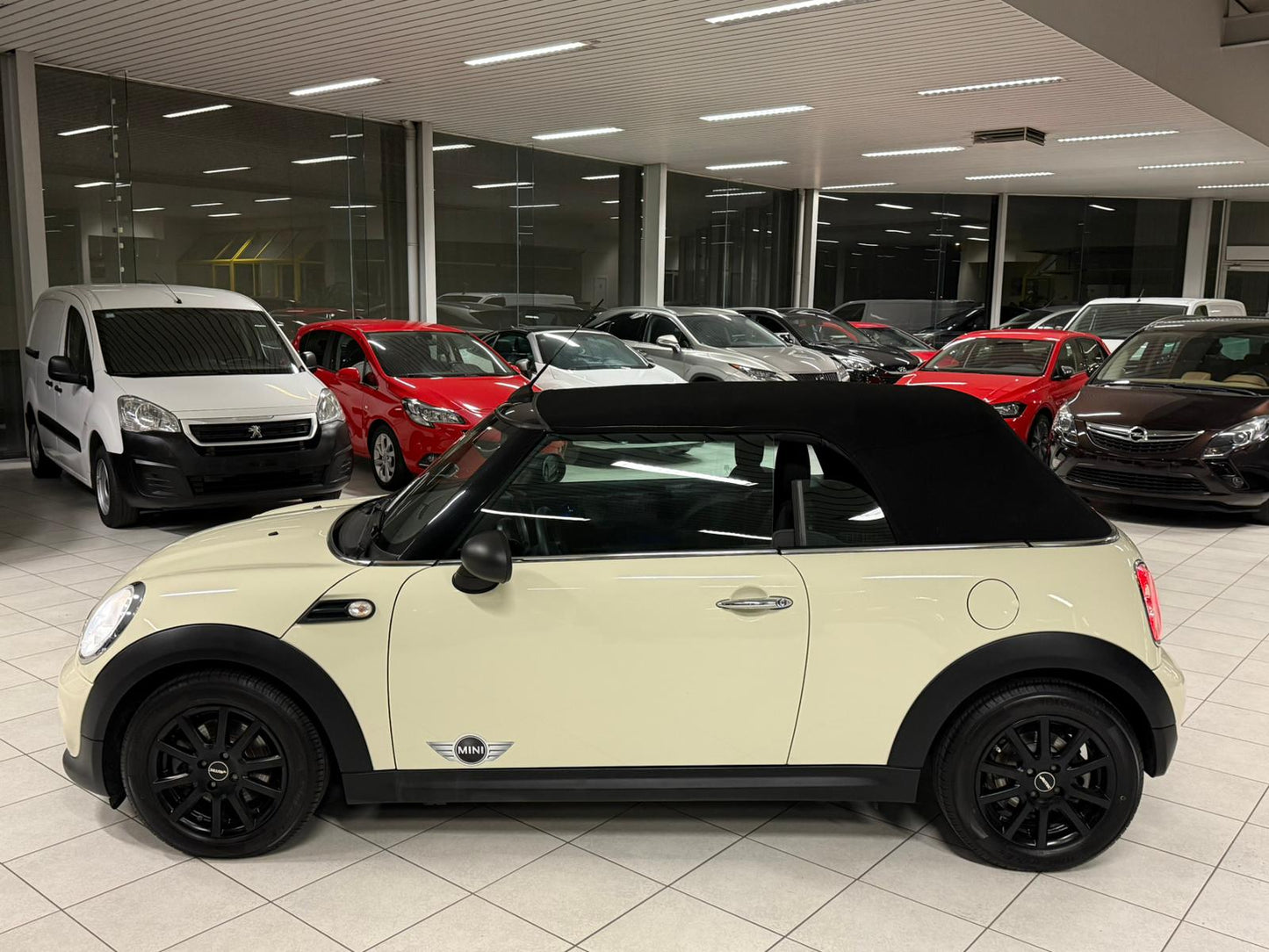 MINI One Cabrio 1.6i 2015