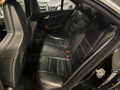 Mercedes-Benz C63 AMG 2012