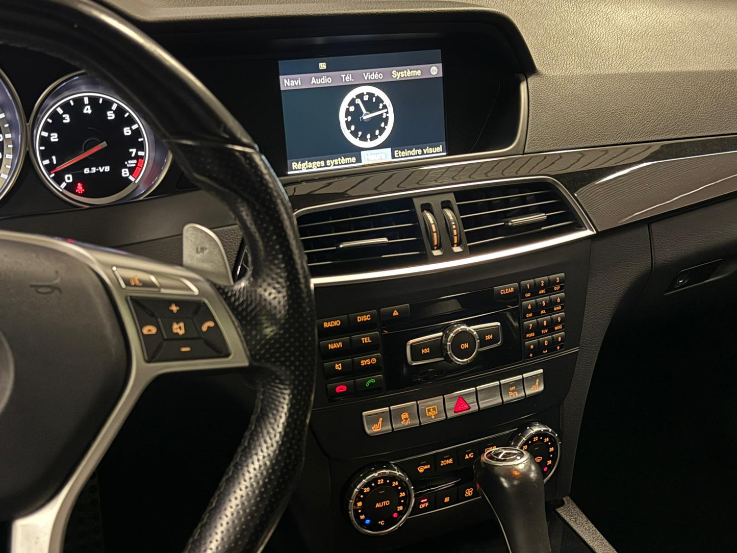Mercedes-Benz C63 AMG 2012
