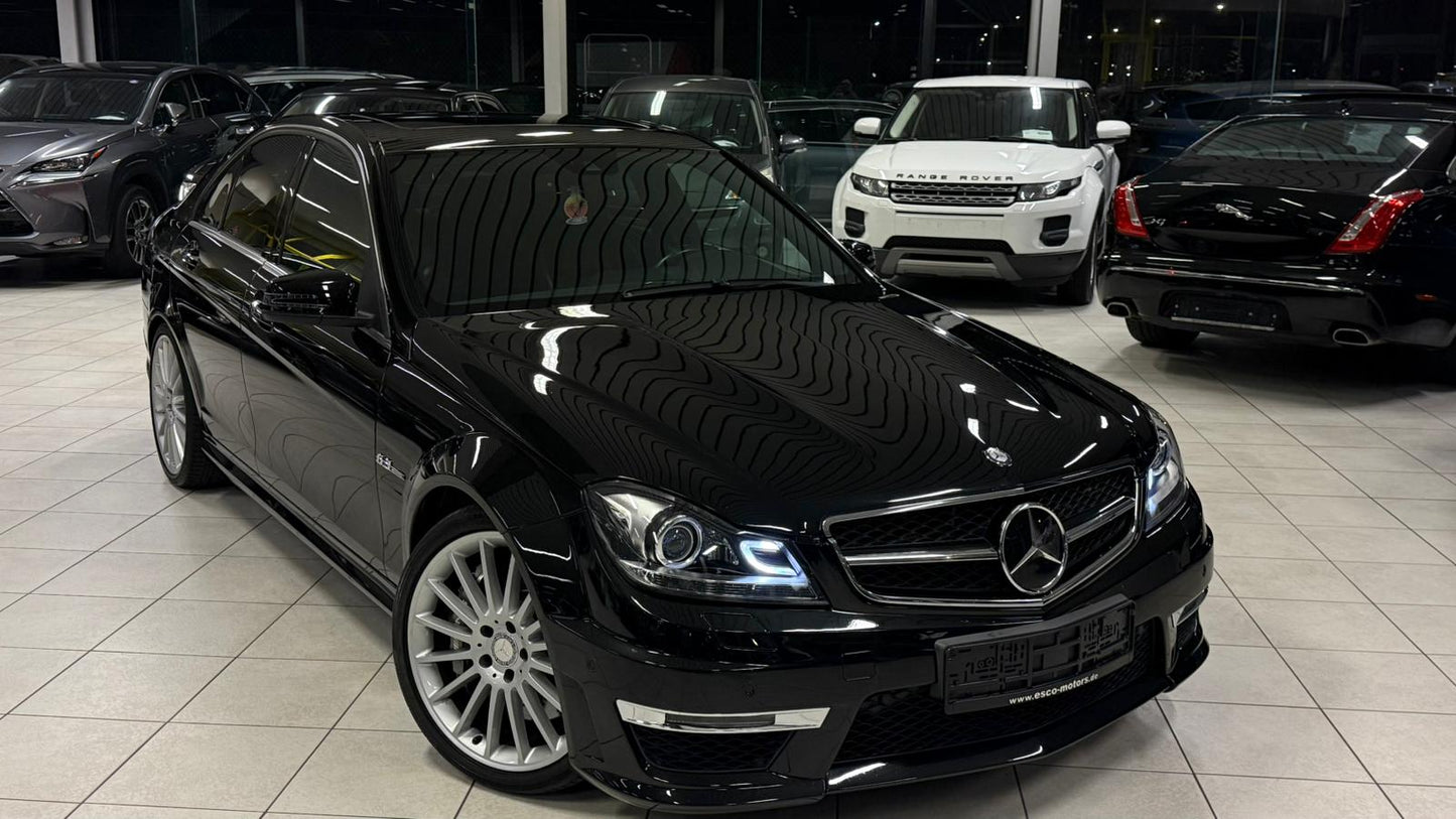 Mercedes-Benz C63 AMG 2012