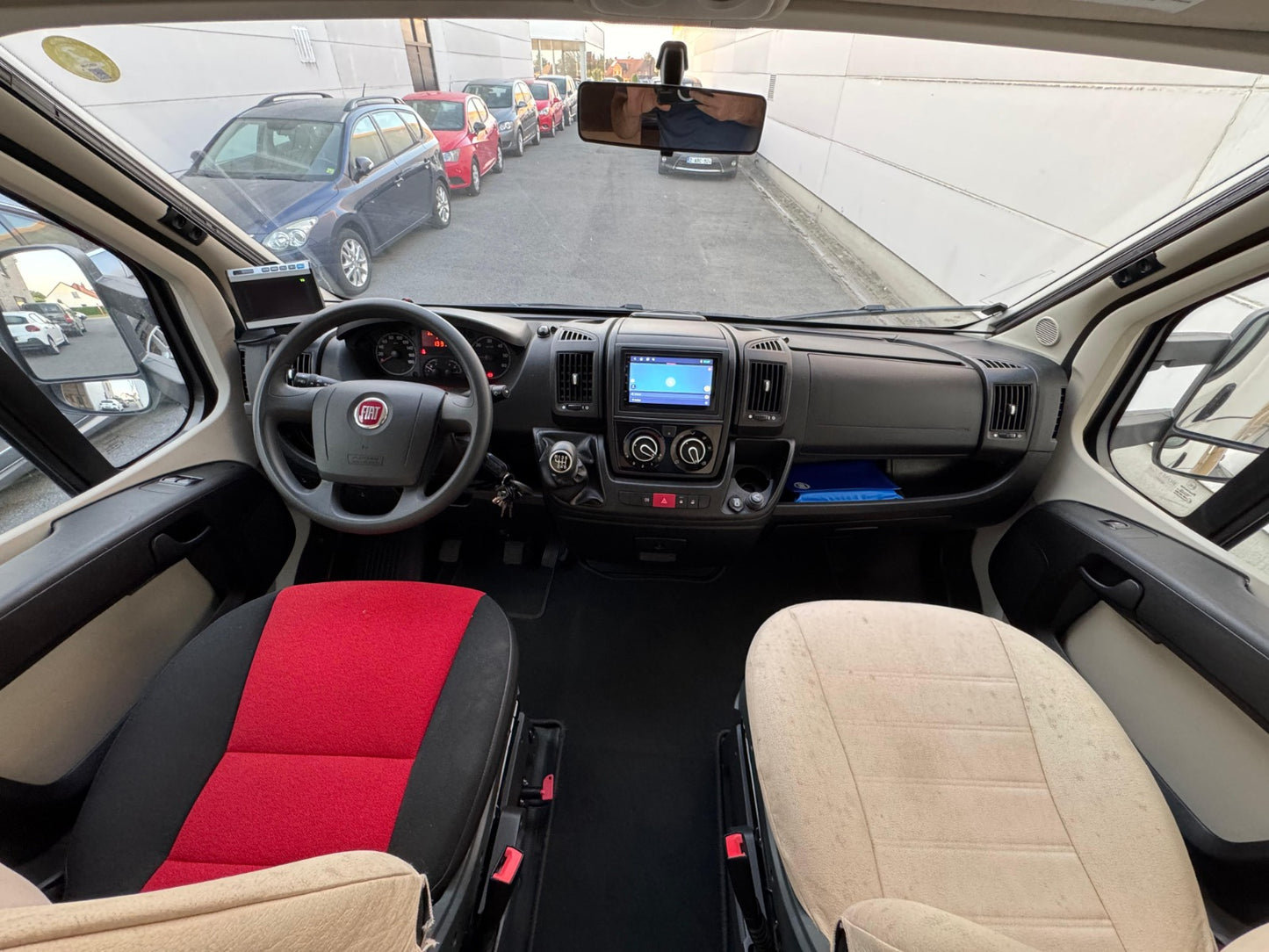 MobilHome Firat / Rimor 2.3D 130kW Multijet Full Equipped + Remorque Année 2012, 114.000Km