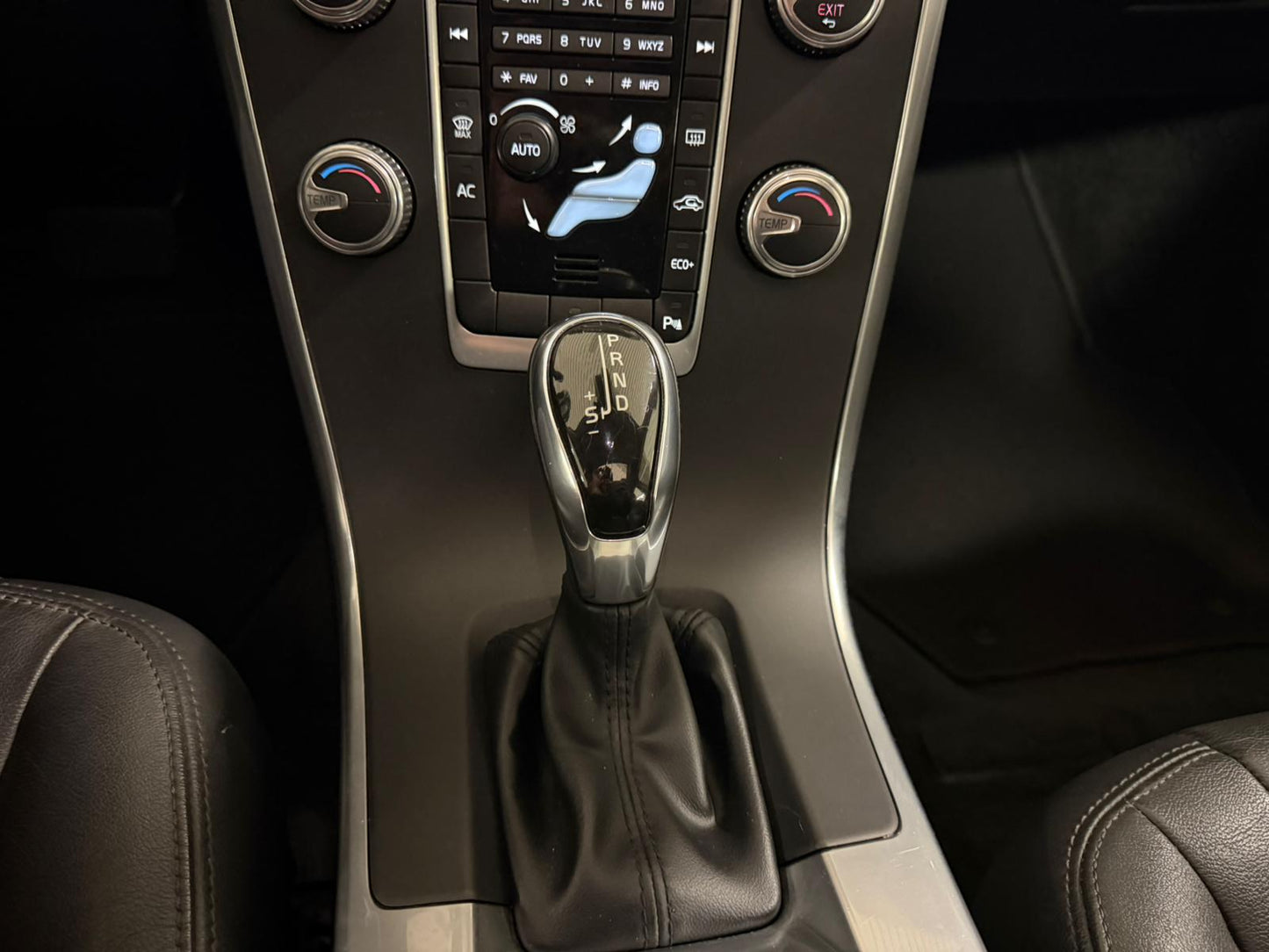 Volvo XC60 D4 2.0D Automatique 133kW Euro 6b