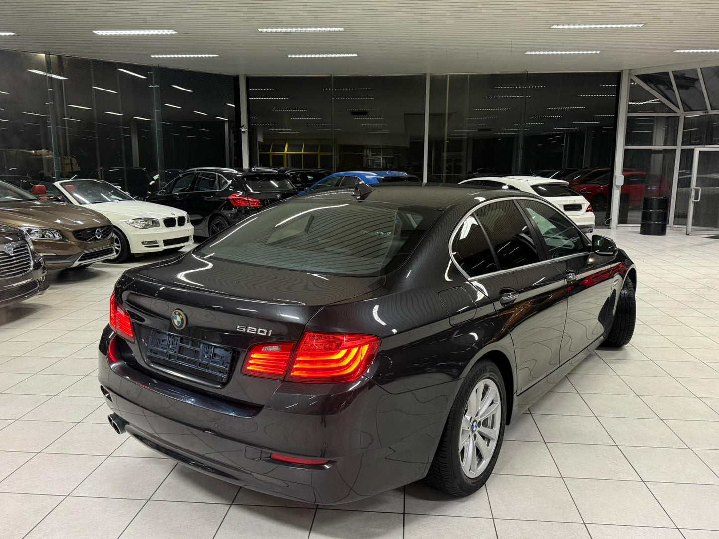 BMW 518d EfficientDynamics 2015