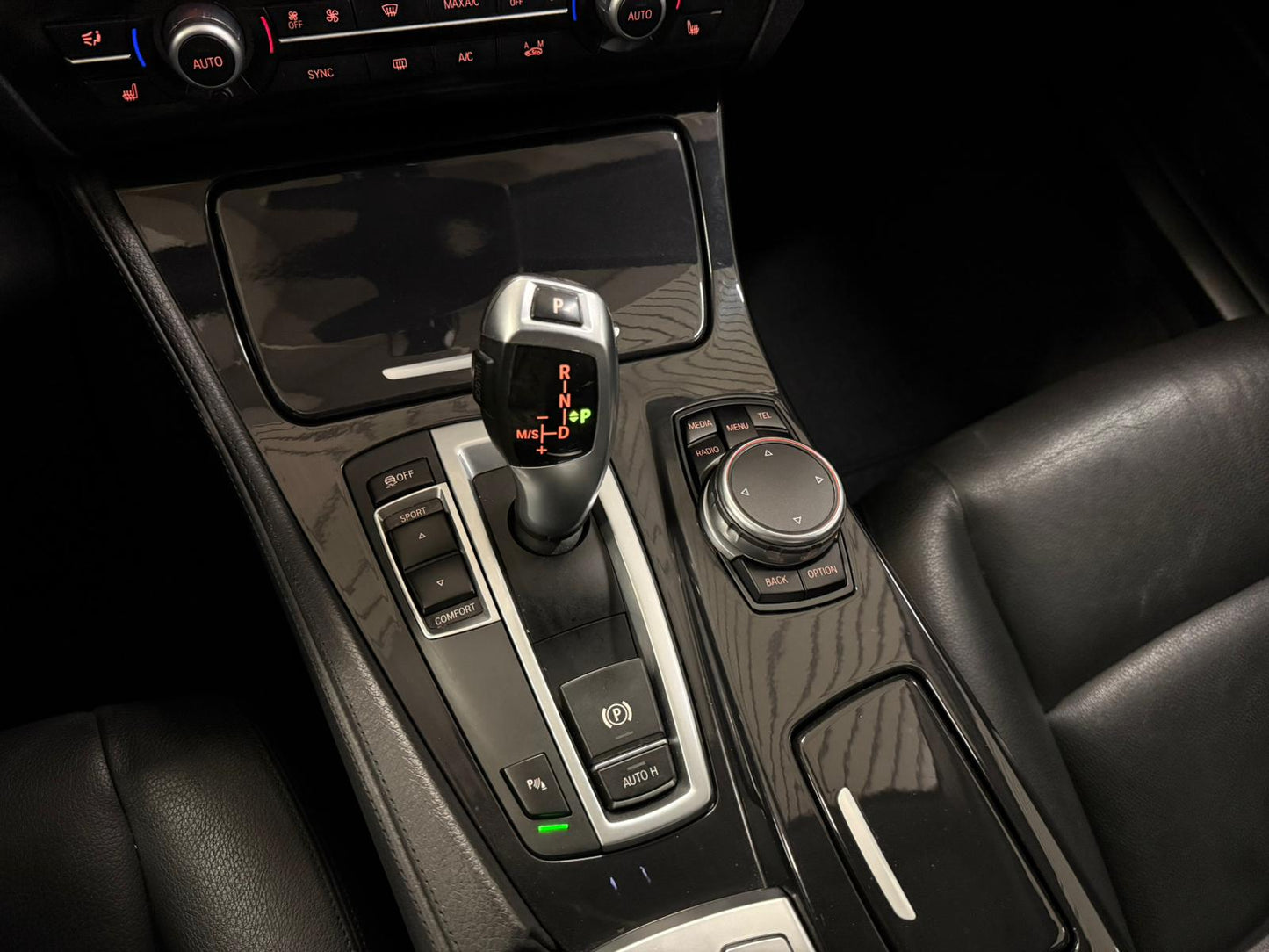 BMW 518d EfficientDynamics 2015