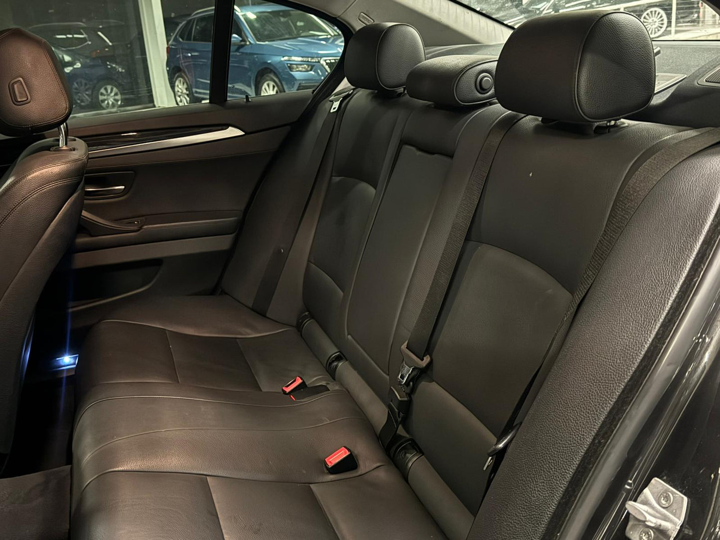 BMW 518d EfficientDynamics 2015