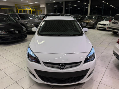 Opel Astra Sports Tourer 1.6i Essence 85kW Euro 5