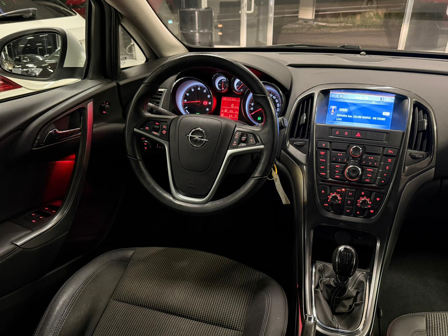 Opel Astra Sports Tourer 1.6i Essence 85kW Euro 5