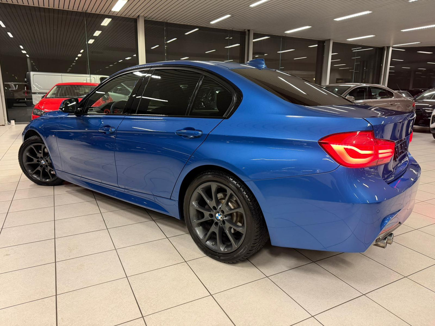 BMW 320D PACK-M Automatique 2.0D 140kW Euro 6d-TEMP-EV