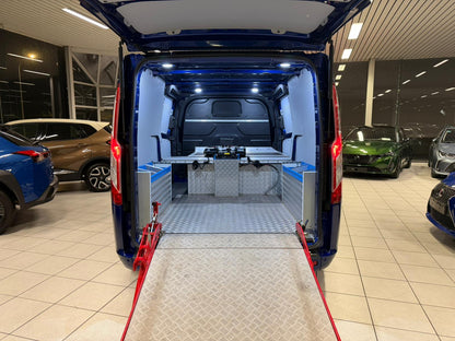 Ford Transit Custom Automatique Utilitaire Long-Chassis 2.0D 125kW Euro 6b
