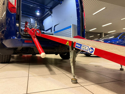Ford Transit Custom Automatique Utilitaire Long-Chassis 2.0D 125kW Euro 6b