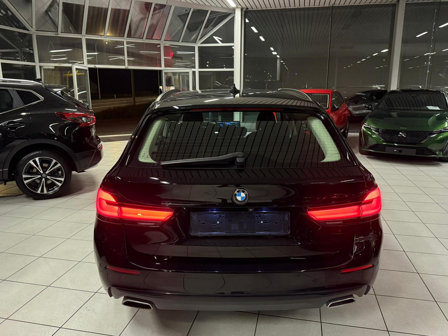 BMW 530e xDrive Touring 2.0 Hybride/Essence 135kW Euro 6