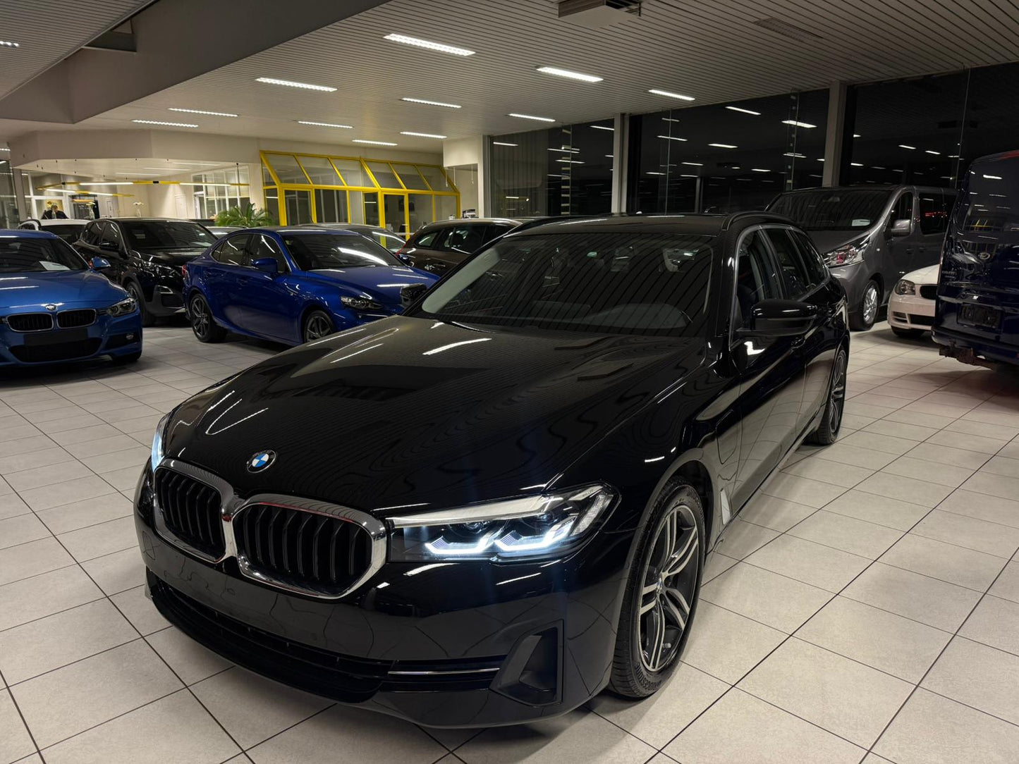 BMW 530e xDrive Touring 2.0 Hybride/Essence 135kW Euro 6