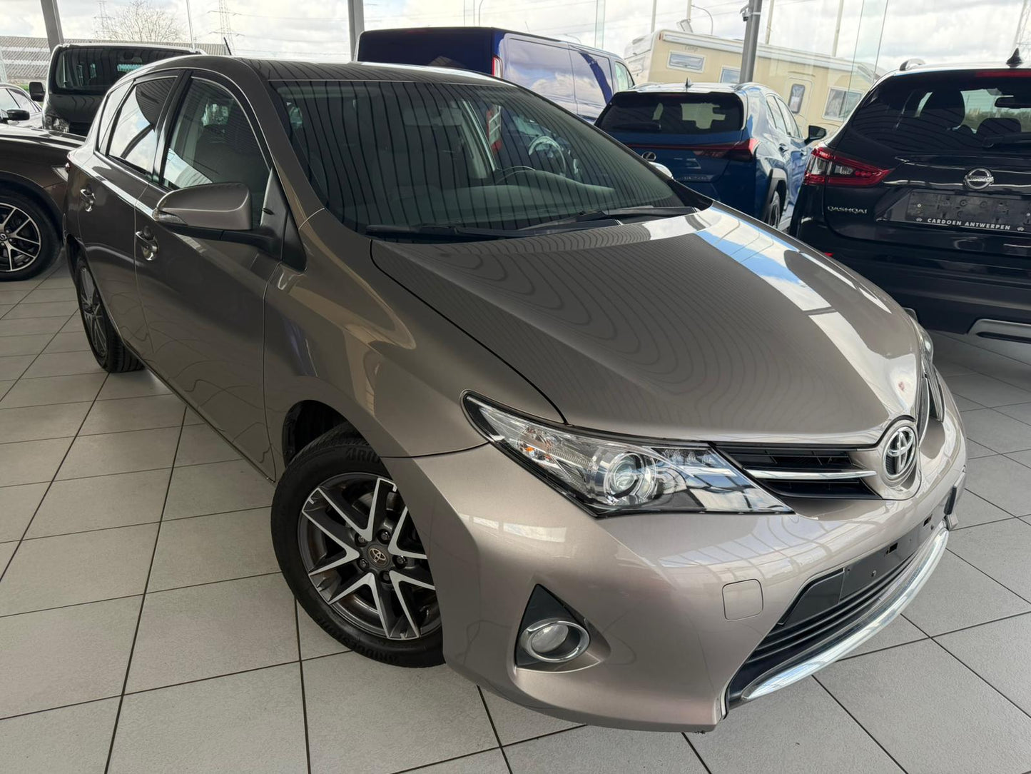 Toyota Auris 1.4D 66kW Euro 5b