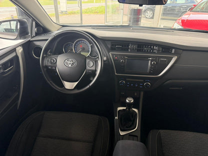 Toyota Auris 1.4D 66kW Euro 5b