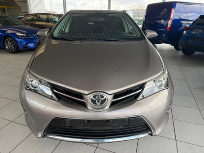 Toyota Auris 1.4D 66kW Euro 5b