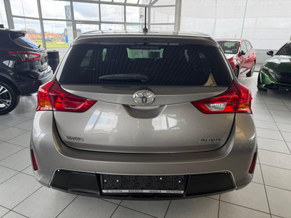 Toyota Auris 1.4D 66kW Euro 5b