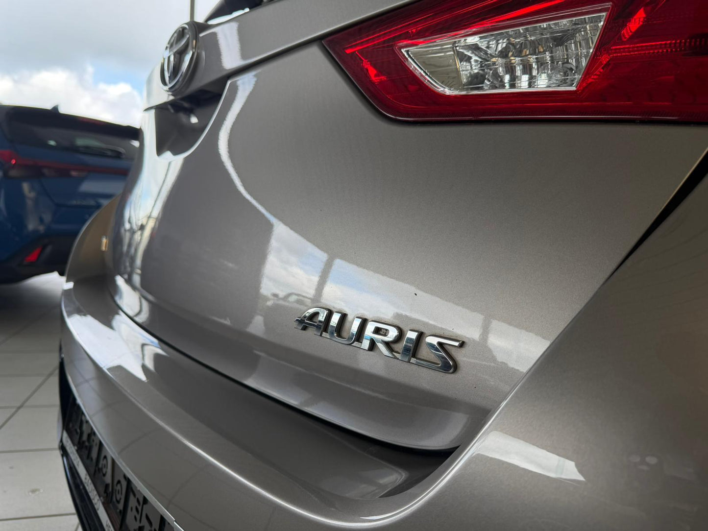 Toyota Auris 1.4D 66kW Euro 5b