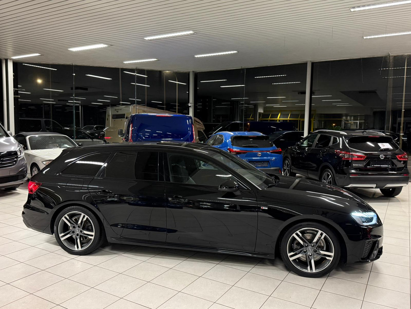 Audi A4 S-Line Automaat 2.0 Benzine 110kW Euro 6d