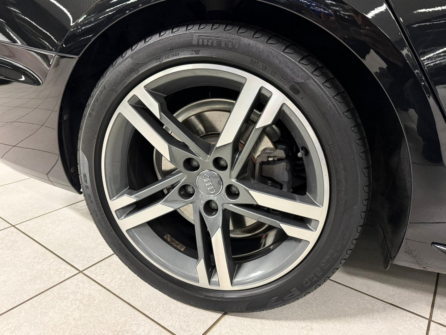 Audi A4 S-Line Automaat 2.0 Benzine 110kW Euro 6d