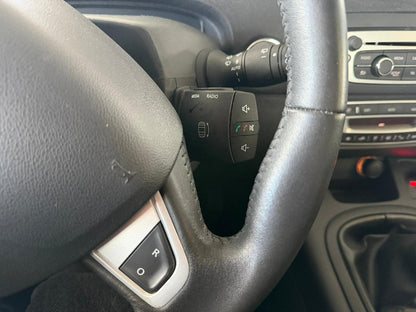 Renault Scenic 1.6i Essence 81kW Euro 5