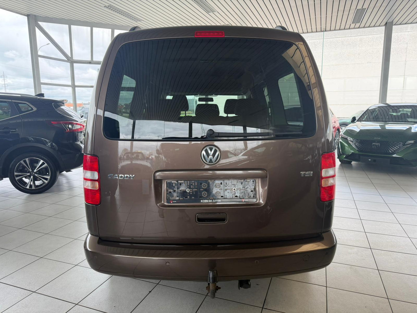Volkswagen Caddy Long-Chassis 1.2TSI Essence 77kW Euro 5b