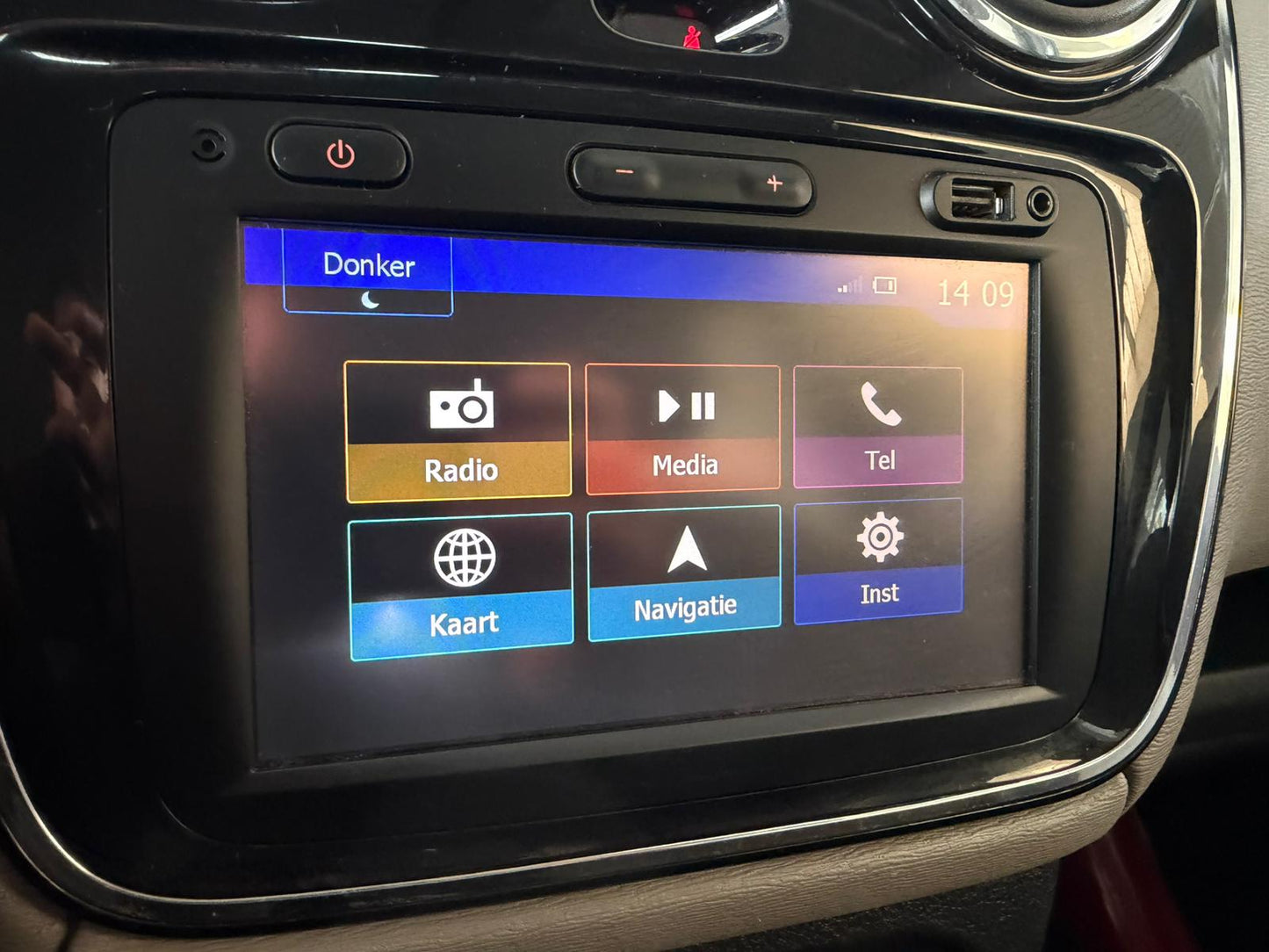 Dacia Lodgy 7 Places 1.2i Essence 85kW Euro 5b