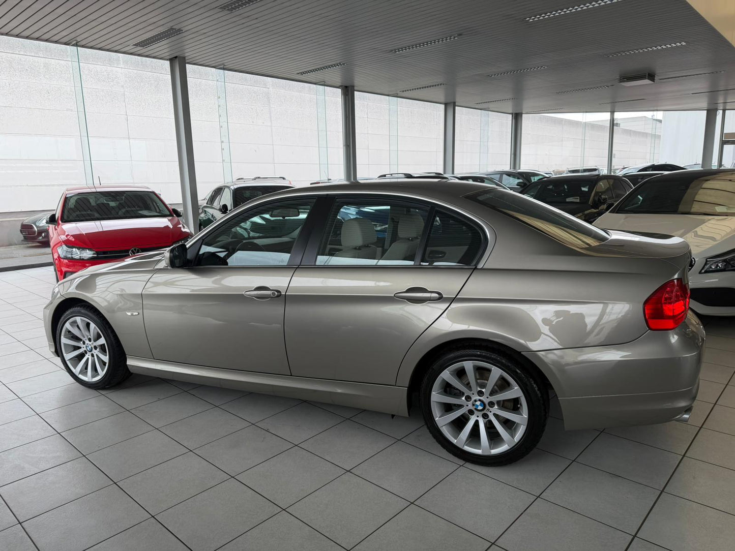 BMW 316i E90 Série 3 1.6i Essence 90kW Euro 5