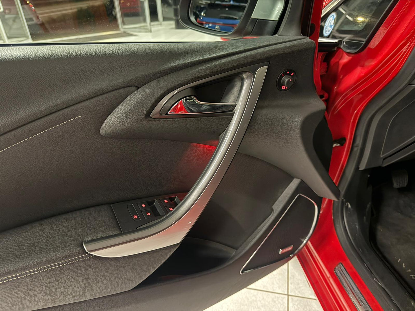 Opel Astra OPC Line Sports Tourer 2.0D 121kW Euro 5b
