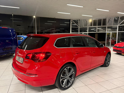 Opel Astra OPC Line Sports Tourer 2.0D 121kW Euro 5b