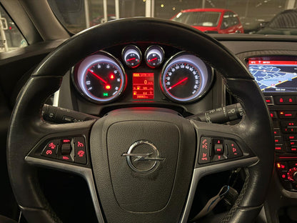 Opel Astra OPC Line Sports Tourer 2.0D 121kW Euro 5b