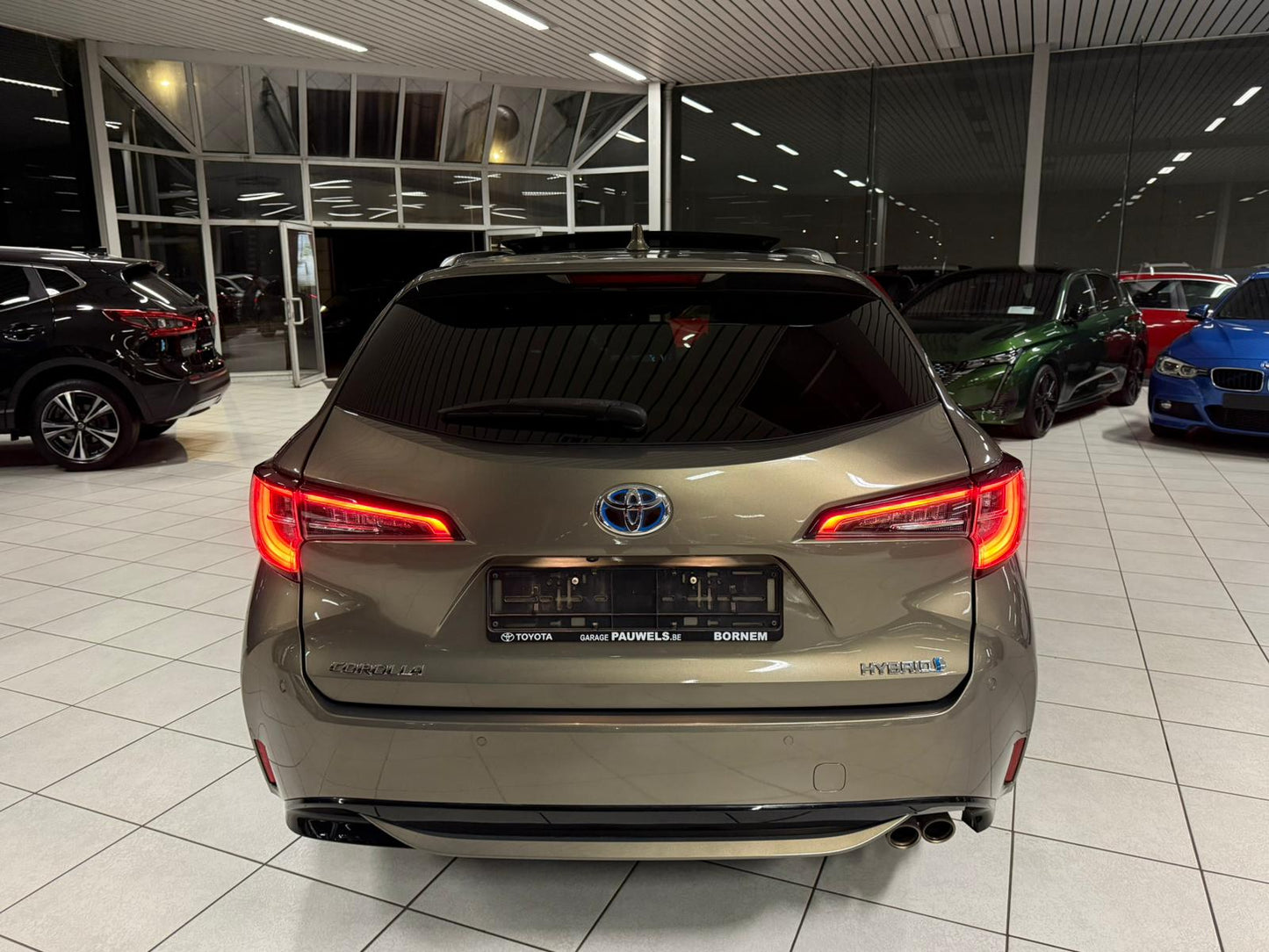 Toyota Corolla 2.0 Hybride/Essence Automatique 112kW Euro 6d-T-E-ISC