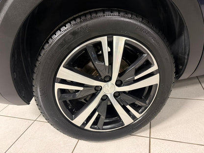 Peugeot 5008 7 Places 1.2i Essence 96kW Euro 6b
