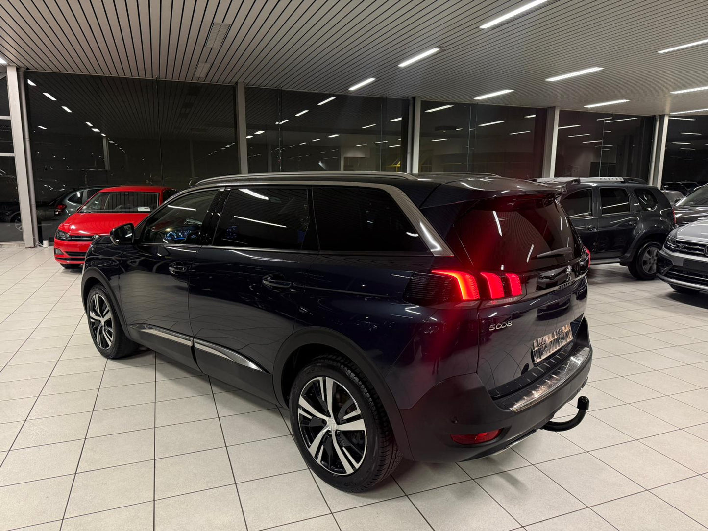 Peugeot 5008 7 Places 1.2i Essence 96kW Euro 6b
