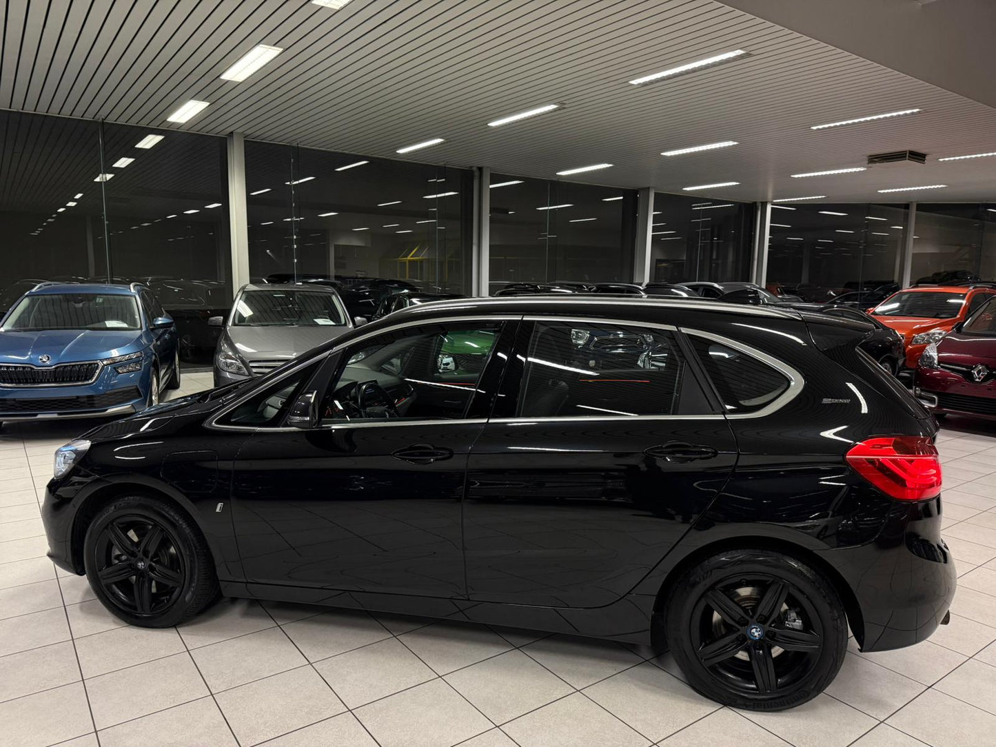BMW 225xe Active Tourer 2017
