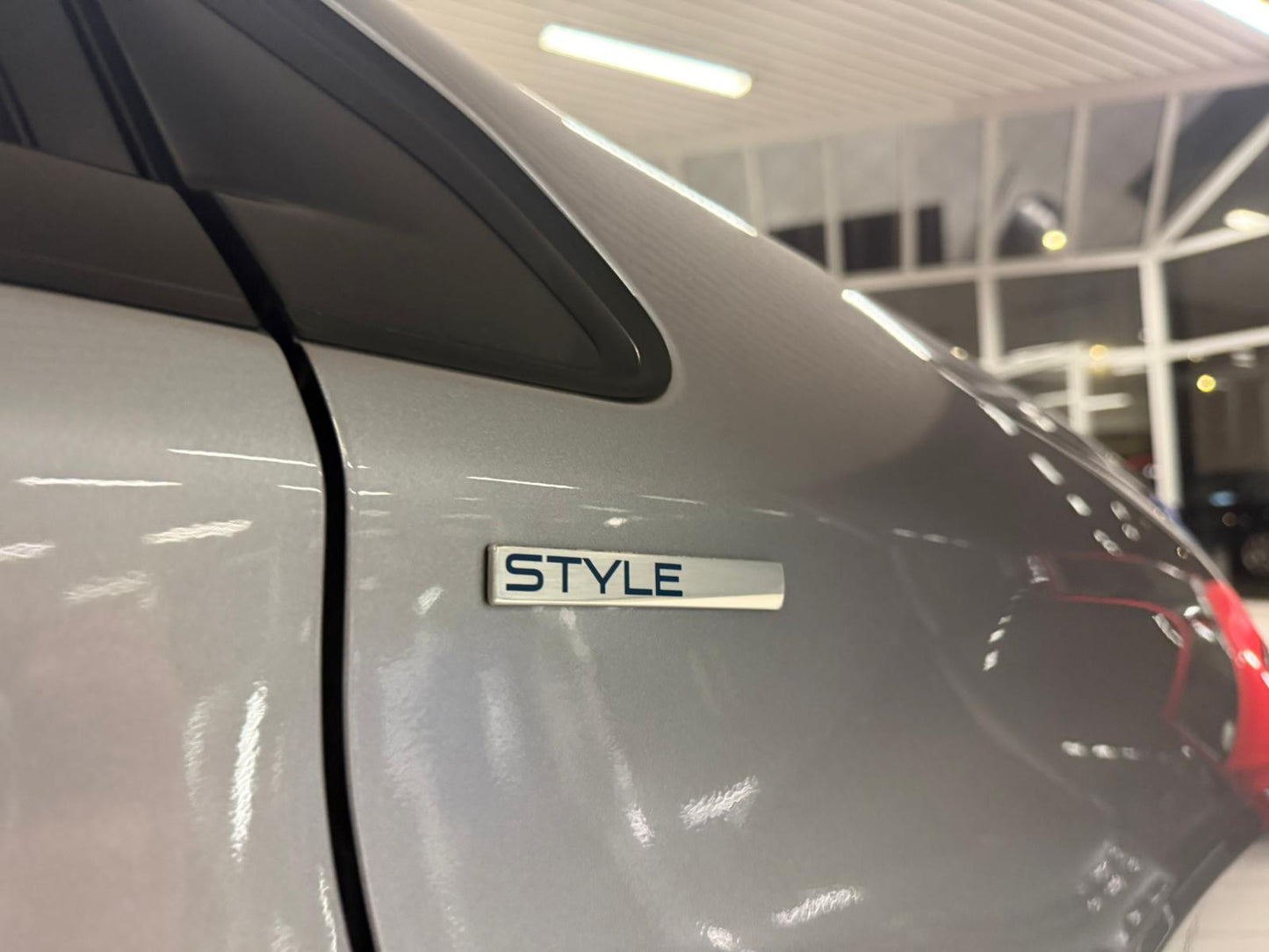 Peugeot 2008 STYLE 1.5hdi 75kW Euro 6d-TEMP-EV