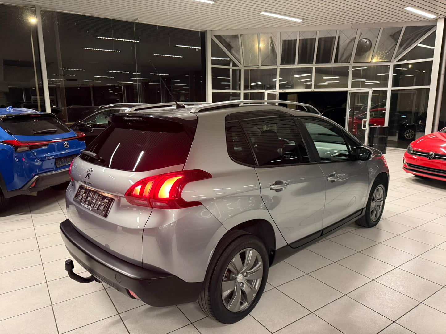 Peugeot 2008 STYLE 1.5hdi 75kW Euro 6d-TEMP-EV
