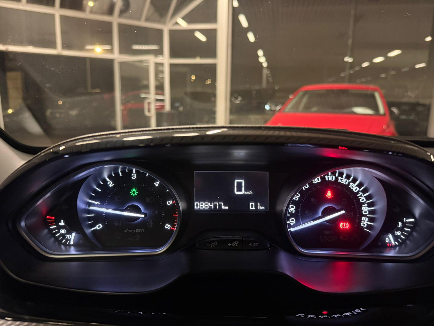 Peugeot 2008 STYLE 1.5hdi 75kW Euro 6d-TEMP-EV