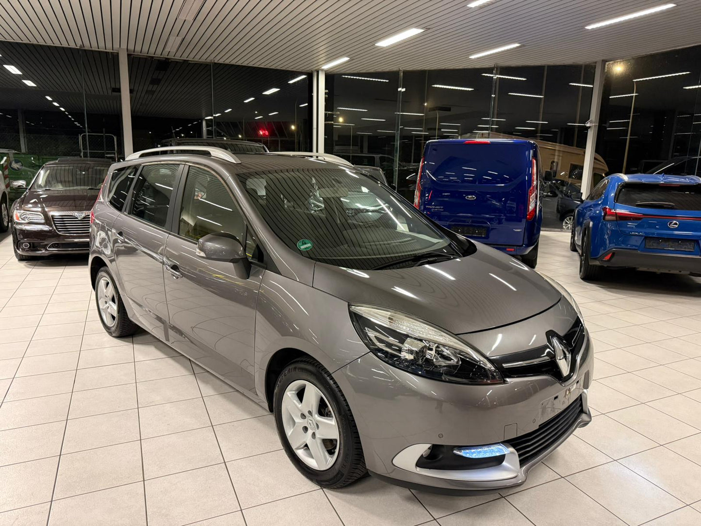 Renault Grand Scenic 1.2dCe Essence 85kW Euro 5b