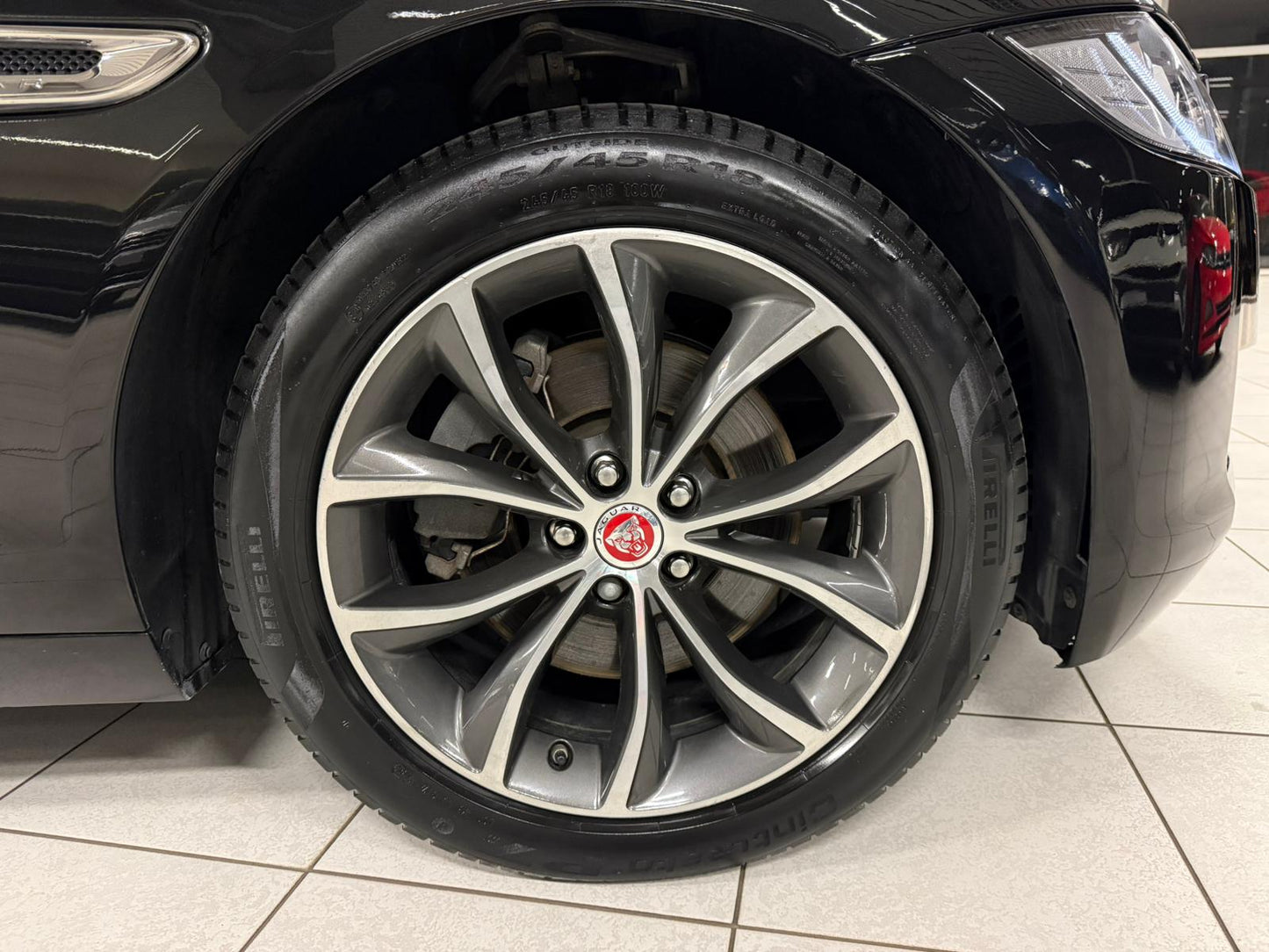 Jaguar XF 2.0D Automatique 132kW Euro 6b