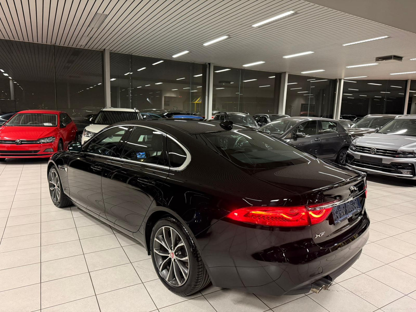 Jaguar XF 2.0D Automatique 132kW Euro 6b