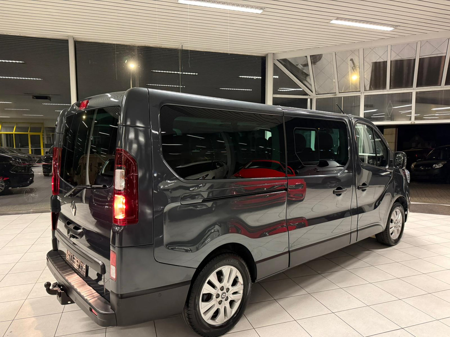 Renault Traffic 9 Places 2.0dCi 81kW Euro 6d-ISC-FCM