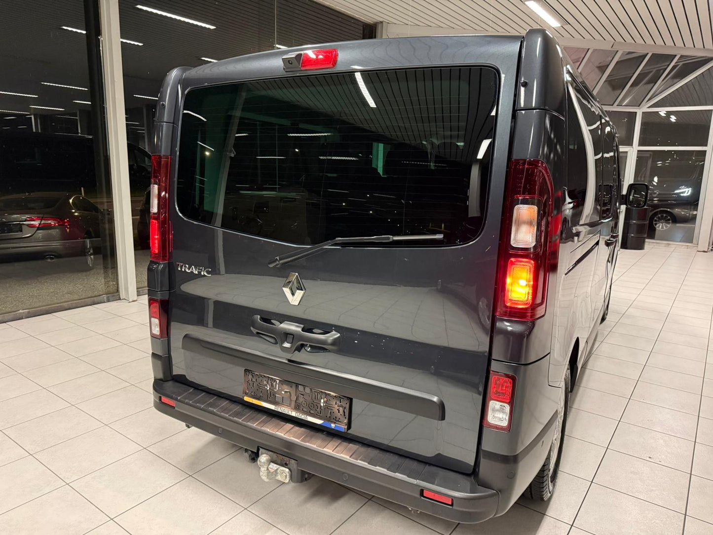 Renault Traffic 9 Places Face-Lift 2.0dCi 81kW Euro 6d-ISC-FCM