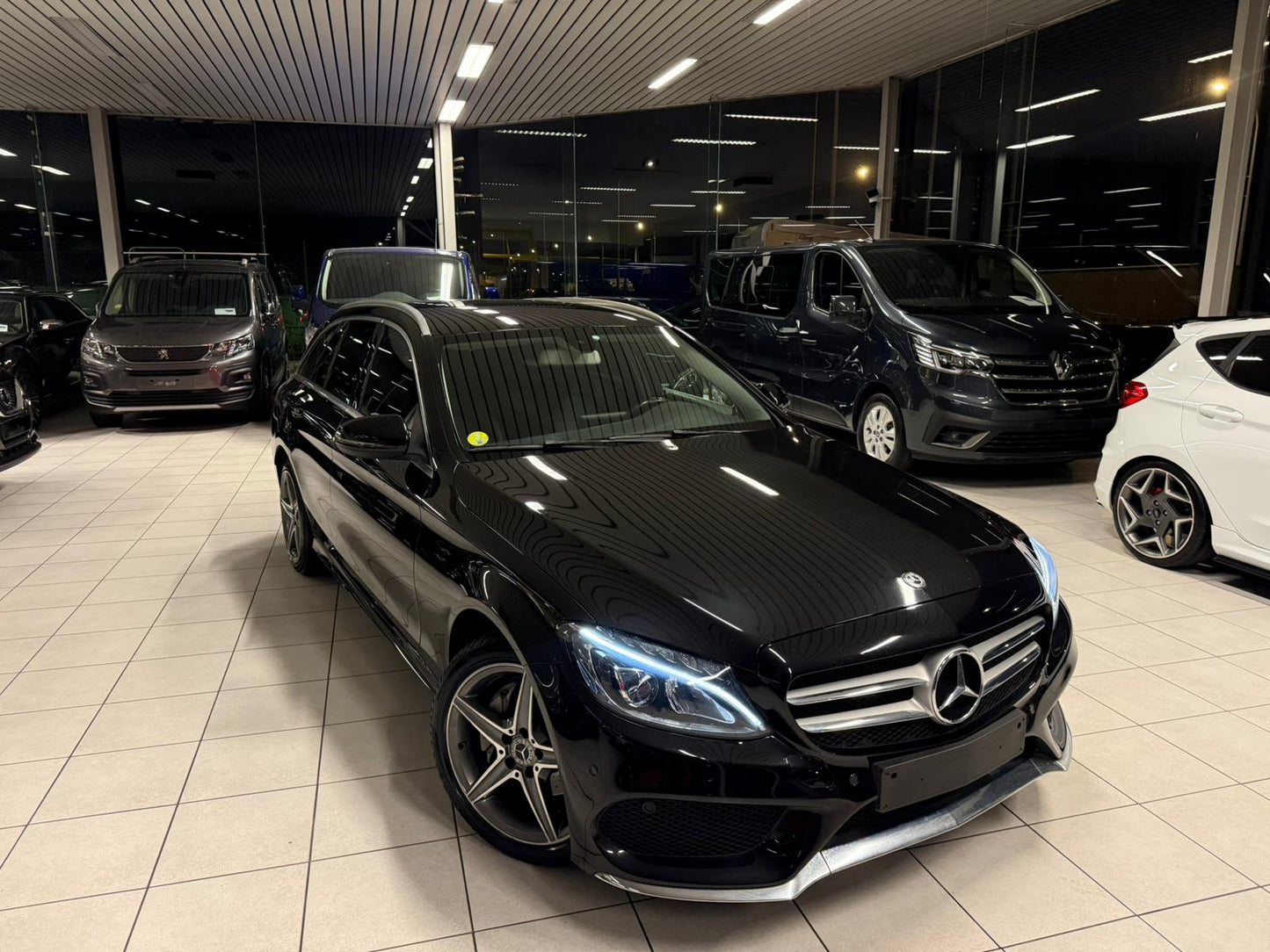 Mercedes-benz C180d Pack-AMG Automatique 85kW Euro 6b