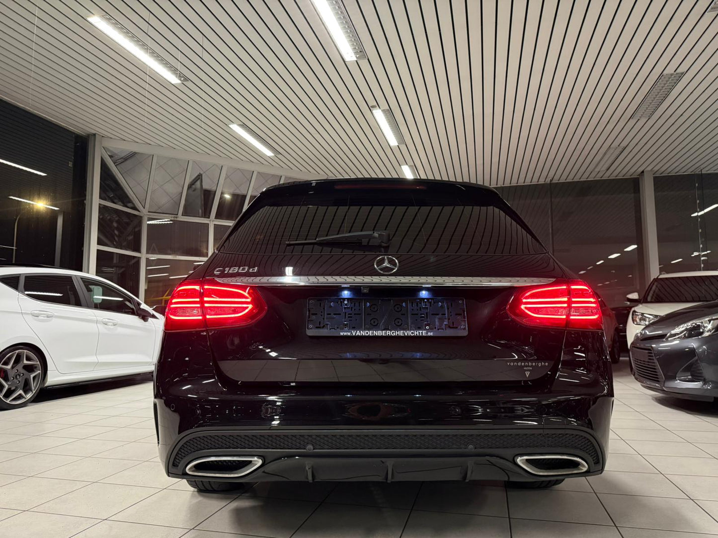 Mercedes-benz C180d Pack-AMG Automatique 85kW Euro 6b