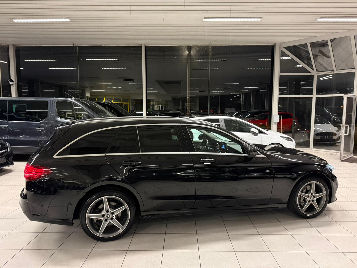 Mercedes-benz C180d Pack-AMG Automatique 85kW Euro 6b