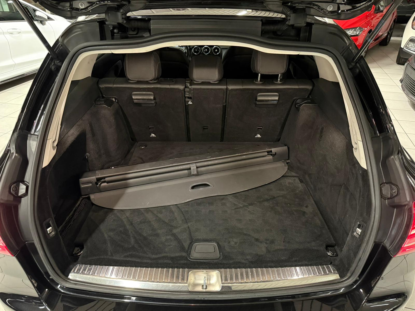 Mercedes-benz C180d Pack-AMG Automatique 85kW Euro 6b