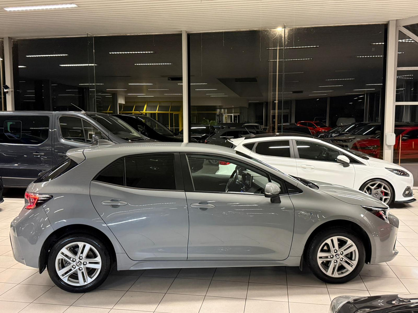 Toyota Corolla 1.8 Hybride/Essence Automatique 72kW Euro 6d-ISC-FCM