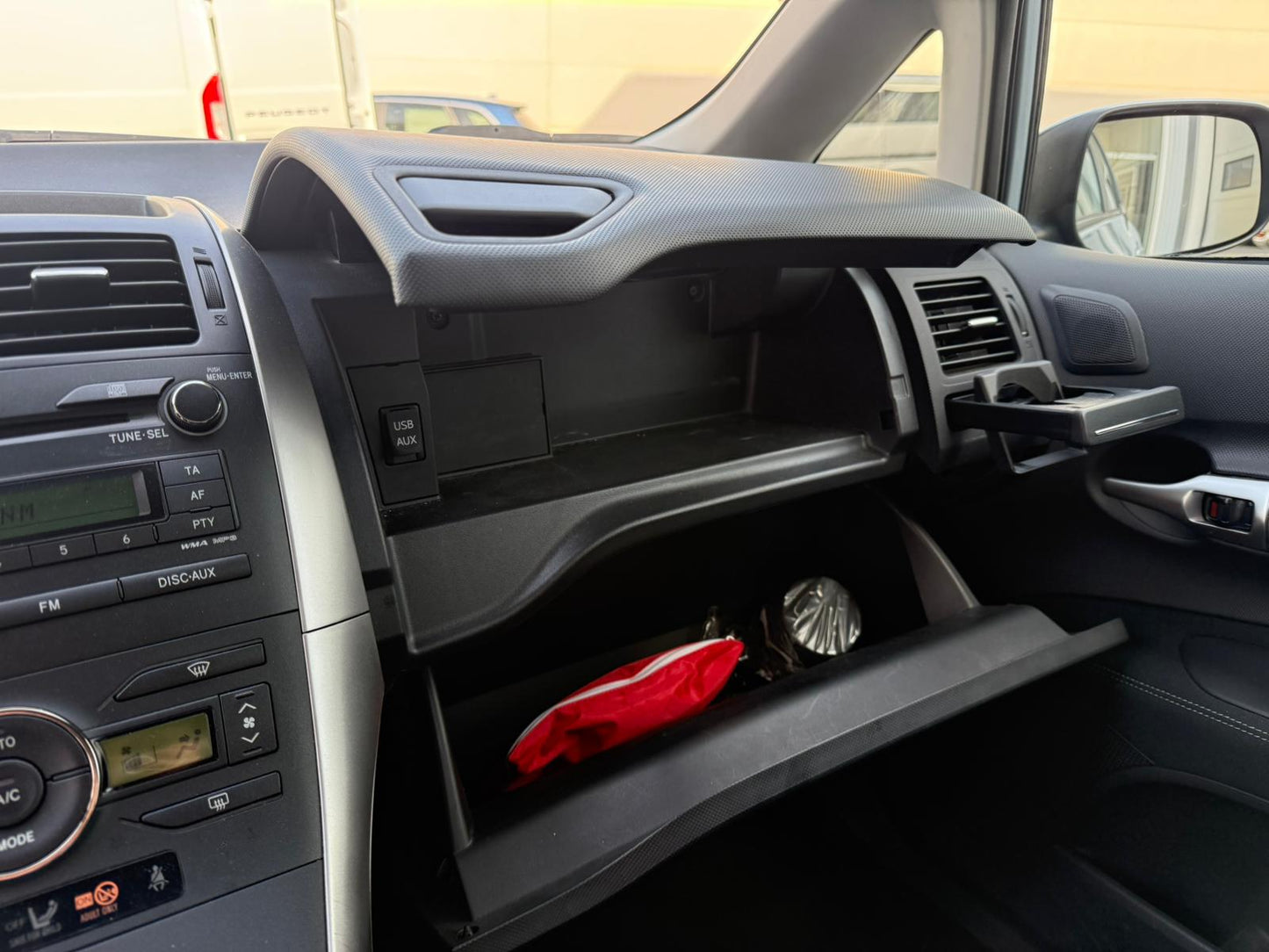 Toyota Auris Automatique 1.8 Hybride/Essence 73kW Euro 5